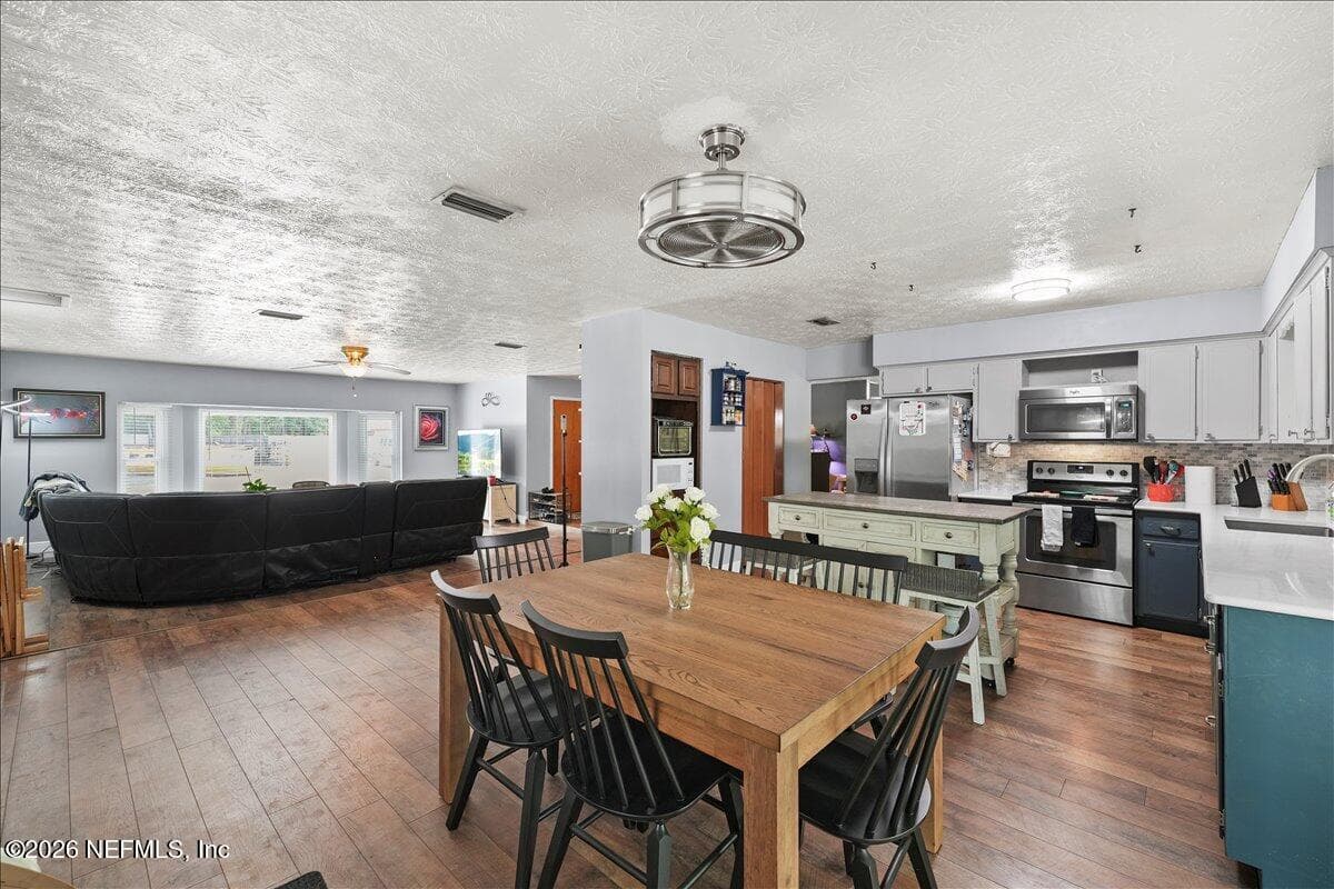 7959 PRAVER Drive E, Jacksonville, FL 32217, Jacksonville, FL - photo 1
