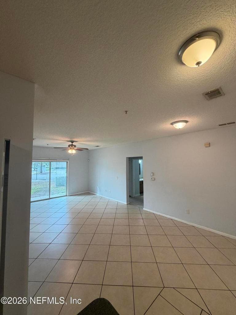 3620 KIRKPATRICK CIRCLE Circle 7, Jacksonville, FL 32210, Jacksonville, FL - photo 2