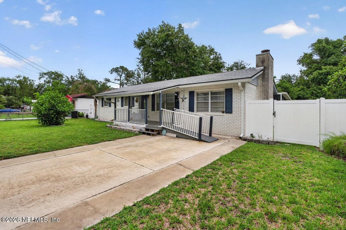 1208 MELROSE Avenue, Green Cove Springs, FL 32043, Green Cove Springs, FL - photo 2