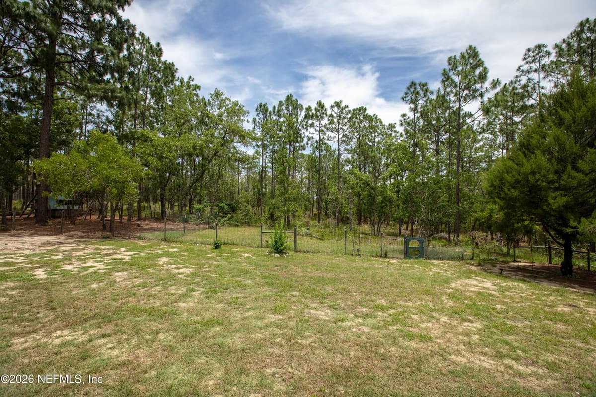 249 MELROSE LANDING Drive, Hawthorne, FL 32640, Hawthorne, FL - photo 3