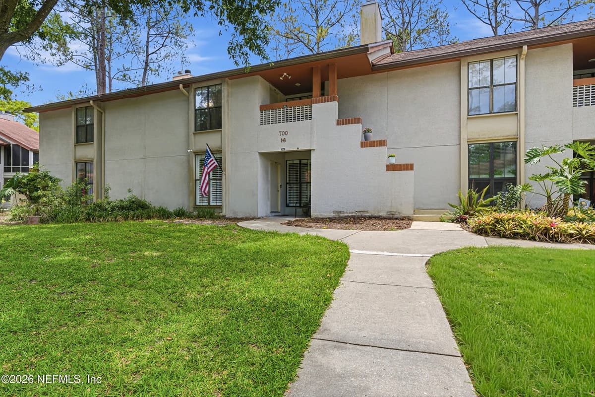 704 WOOD HILL Drive 704, Jacksonville, FL 32256, Jacksonville, FL - photo 2