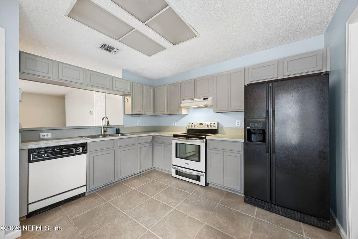 3541 RAIN FOREST Drive W, Jacksonville, FL 32277, Jacksonville, FL - photo 3