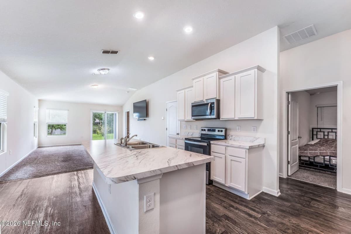 8342 MEADOW WALK Lane, Jacksonville, FL 32256, Jacksonville, FL - photo 2