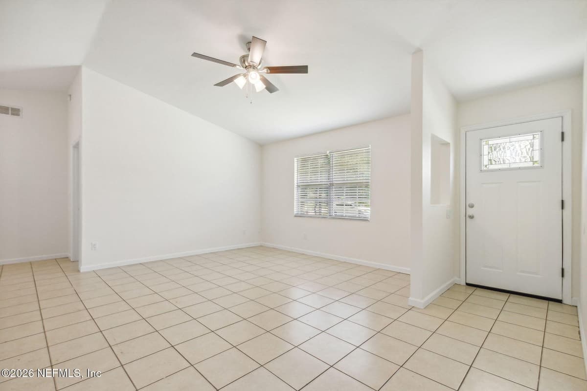 423 SOUTH Boulevard, Macclenny, FL 32063, Macclenny, FL - photo 3
