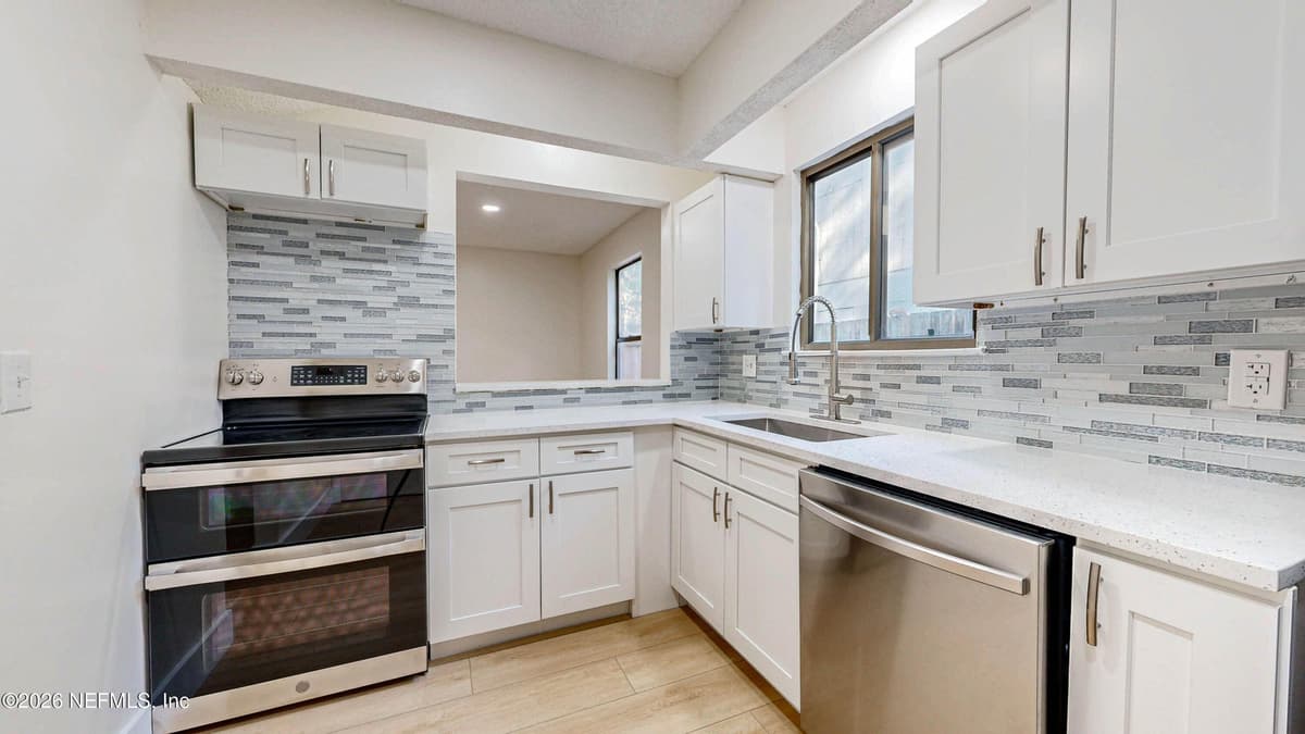 4773 BARNES S, Jacksonville, FL 32207, Jacksonville, FL - photo 2