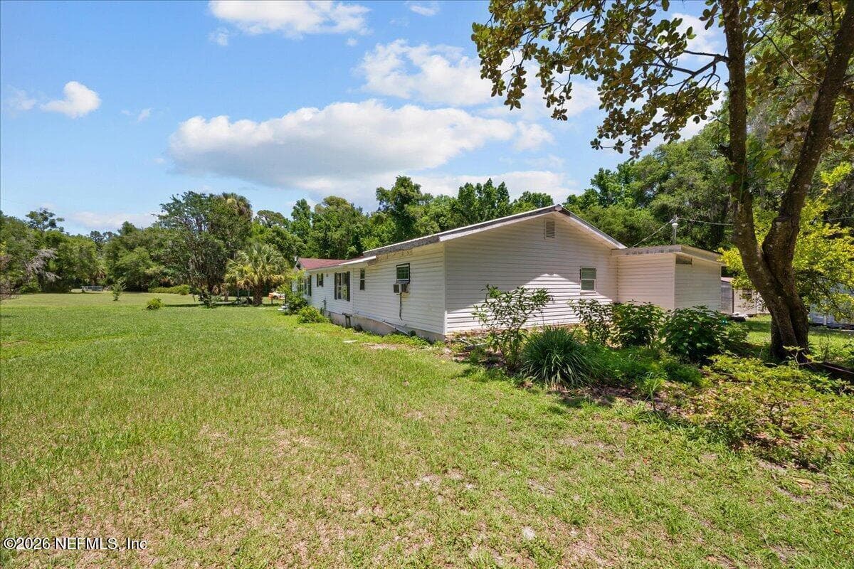 4065 SILVER LAKE Drive, Palatka, FL 32177, Palatka, FL - photo 2