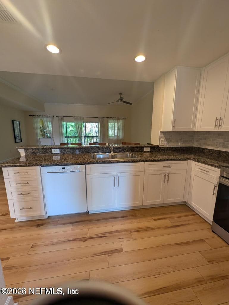9745 TOUCHTON Road 2327, Jacksonville, FL 32246, Jacksonville, FL - photo 3