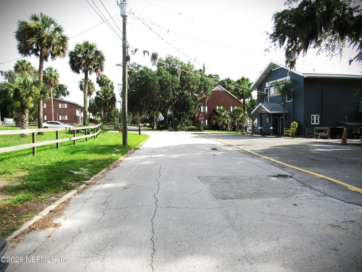 14 S LAKE Street, Crescent City, FL 32112, Crescent City, FL - photo 3