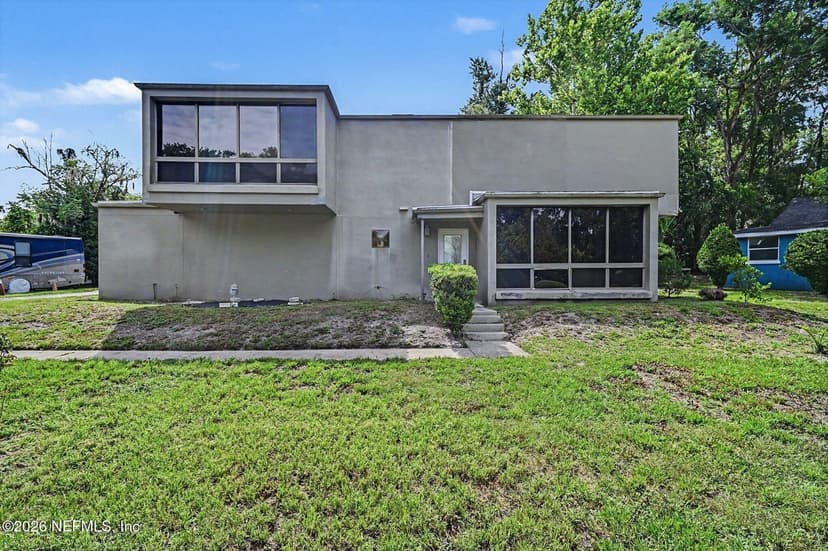 633 S DELAWARE Avenue, DeLand, FL 32720