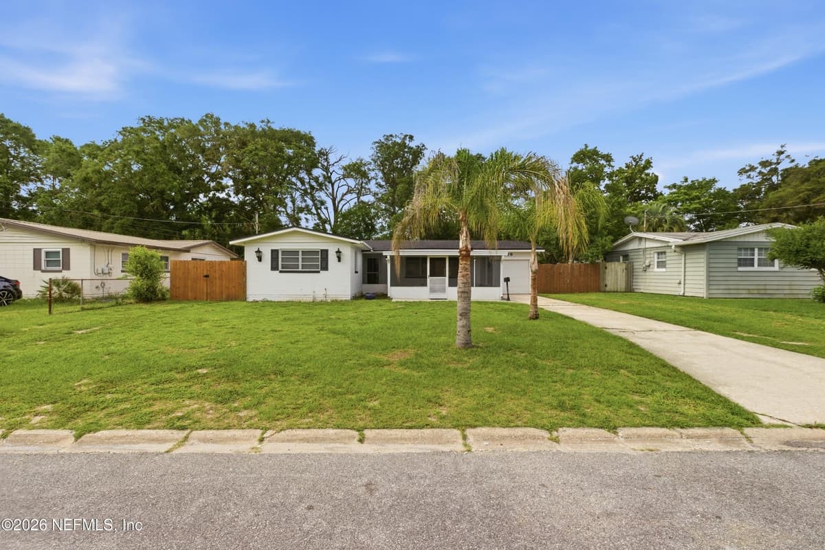 7520 BROCKHURST Drive, Jacksonville, FL 32277, Jacksonville, FL - photo 2
