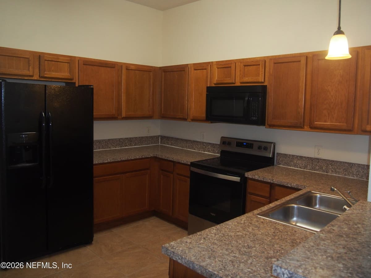 7920 MERRILL Road 1101, Jacksonville, FL 32277, Jacksonville, FL - photo 2