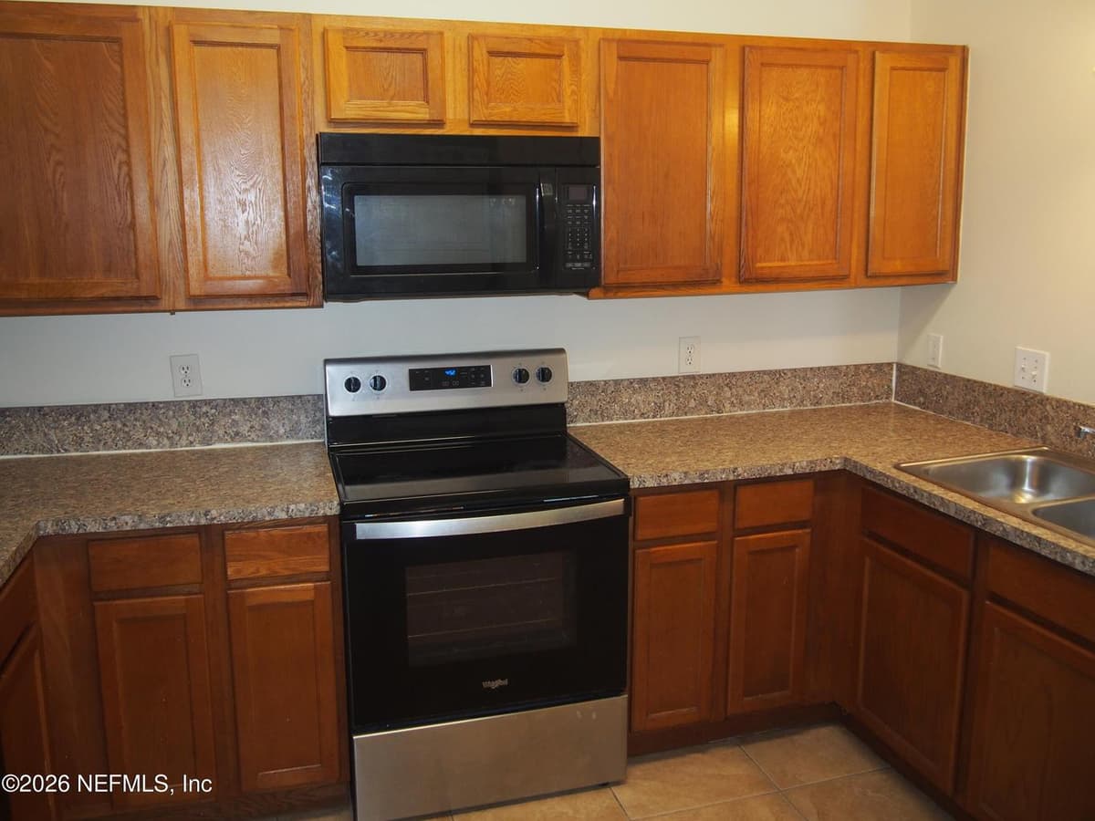 7920 MERRILL Road 1101, Jacksonville, FL 32277, Jacksonville, FL - photo 3