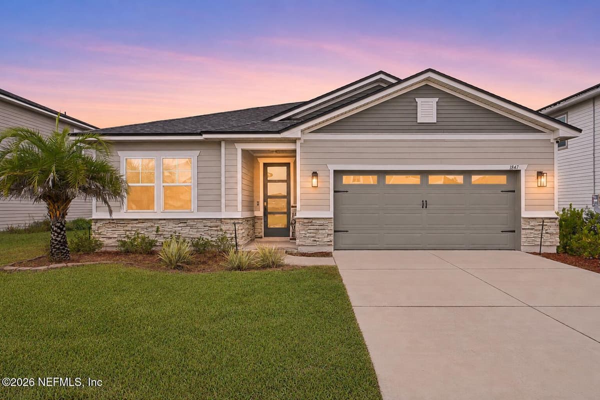 1847 AMBERLY Drive, Middleburg, FL 32068, Middleburg, FL - photo 2