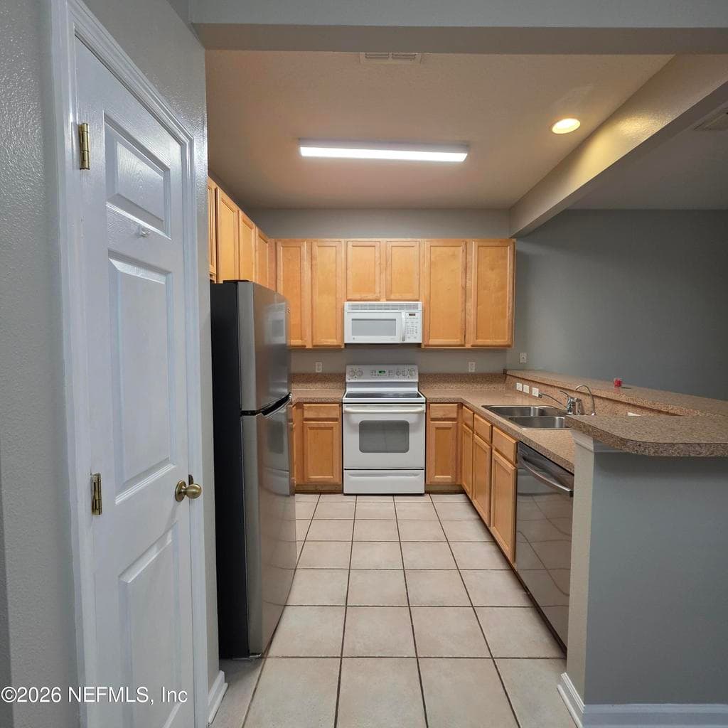 5875 PARKSTONE CROSSING Drive, Jacksonville, FL 32258, Jacksonville, FL - photo 3