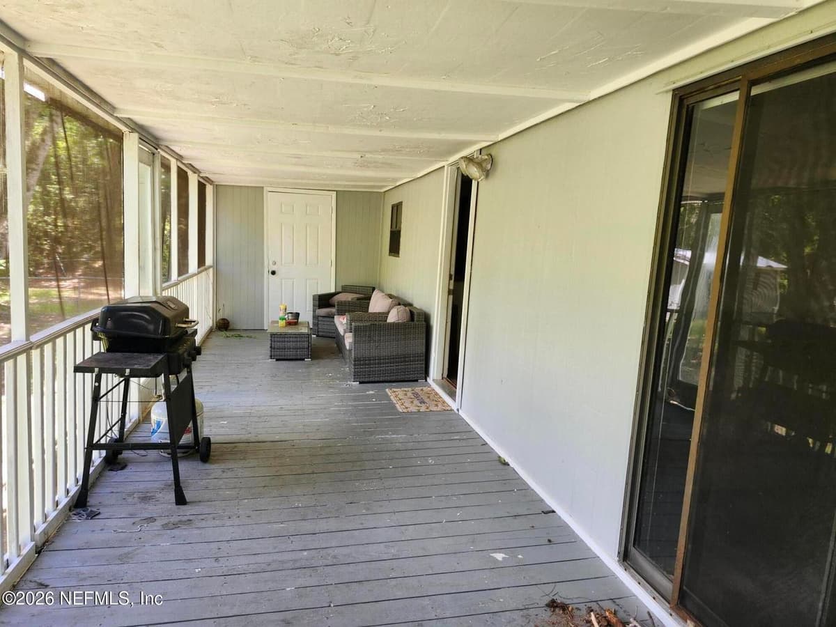 132 PALMETTO POINT Lane, San Mateo, FL 32187, San Mateo, FL - photo 2