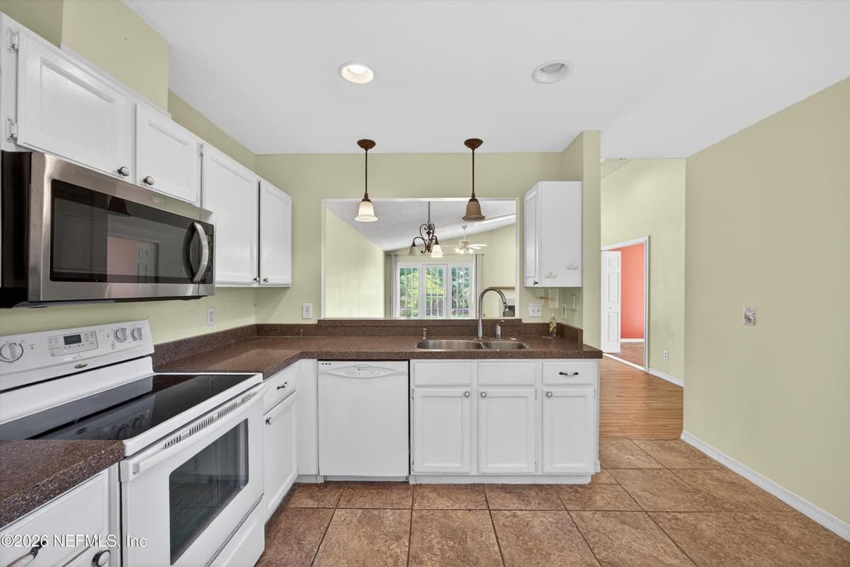 4341 LAKE WOODBOURNE Drive S, Jacksonville, FL 32217, Jacksonville, FL - photo 3