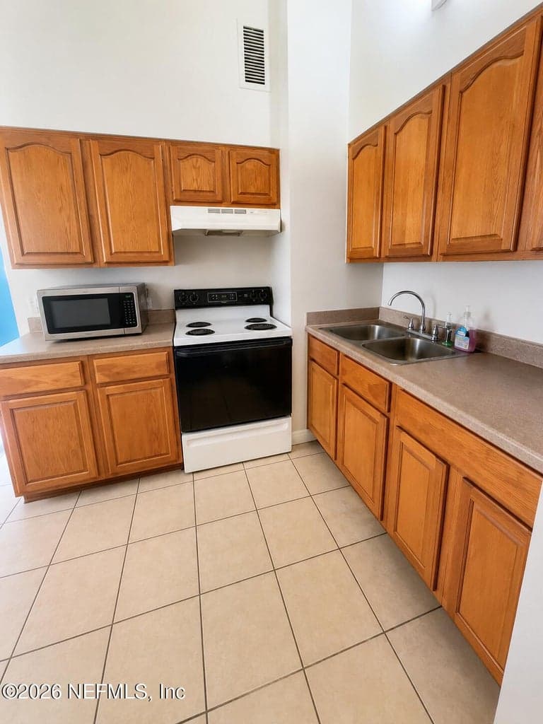 3502 JAPONICA Road N, Jacksonville, FL 32209, Jacksonville, FL - photo 3
