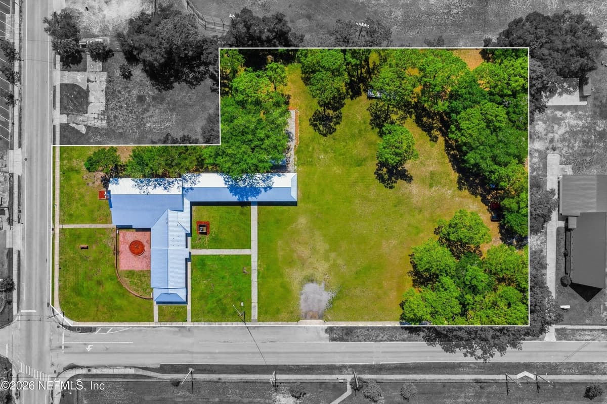 8075 LONE STAR Road, Jacksonville, FL 32211, Jacksonville, FL - photo 2