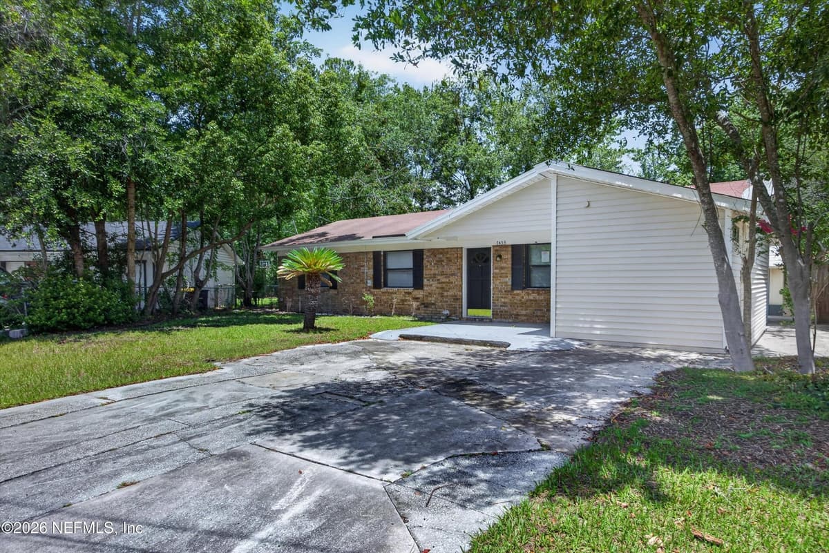 7453 JADE Drive N, Jacksonville, FL 32210, Jacksonville, FL - photo 2