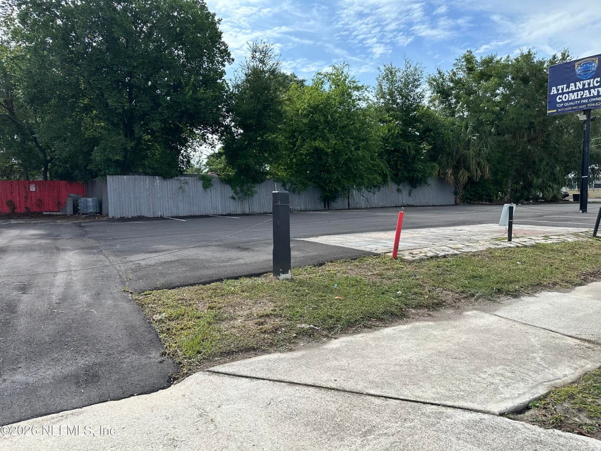 1739 CASSAT Avenue, Jacksonville, FL 32210, Jacksonville, FL - photo 2