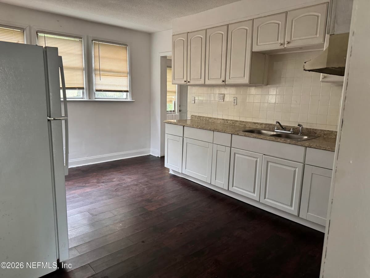 9061 MONROE Avenue, Jacksonville, FL 32208, Jacksonville, FL - photo 3