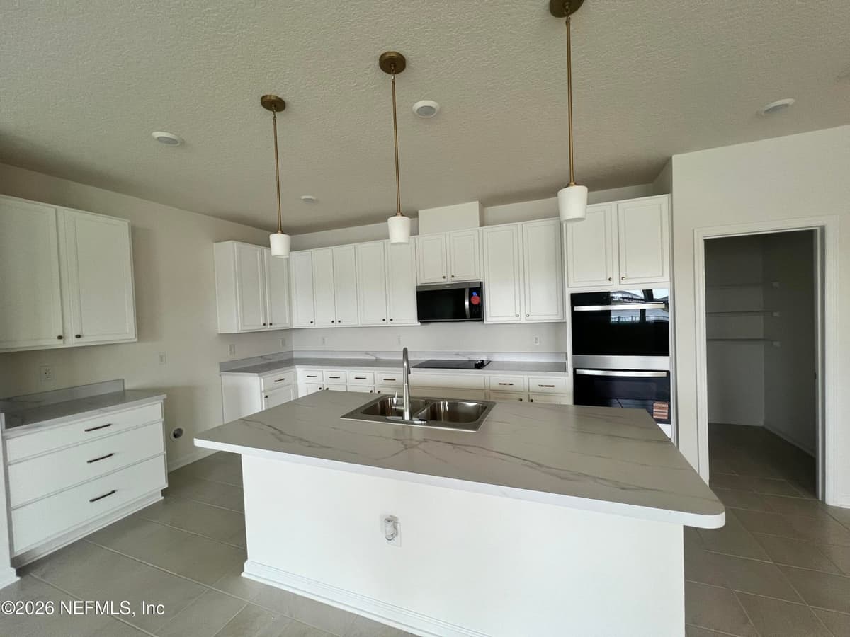 899 PANTHER LAKE Parkway, Jacksonville, FL 32221, Jacksonville, FL - photo 2