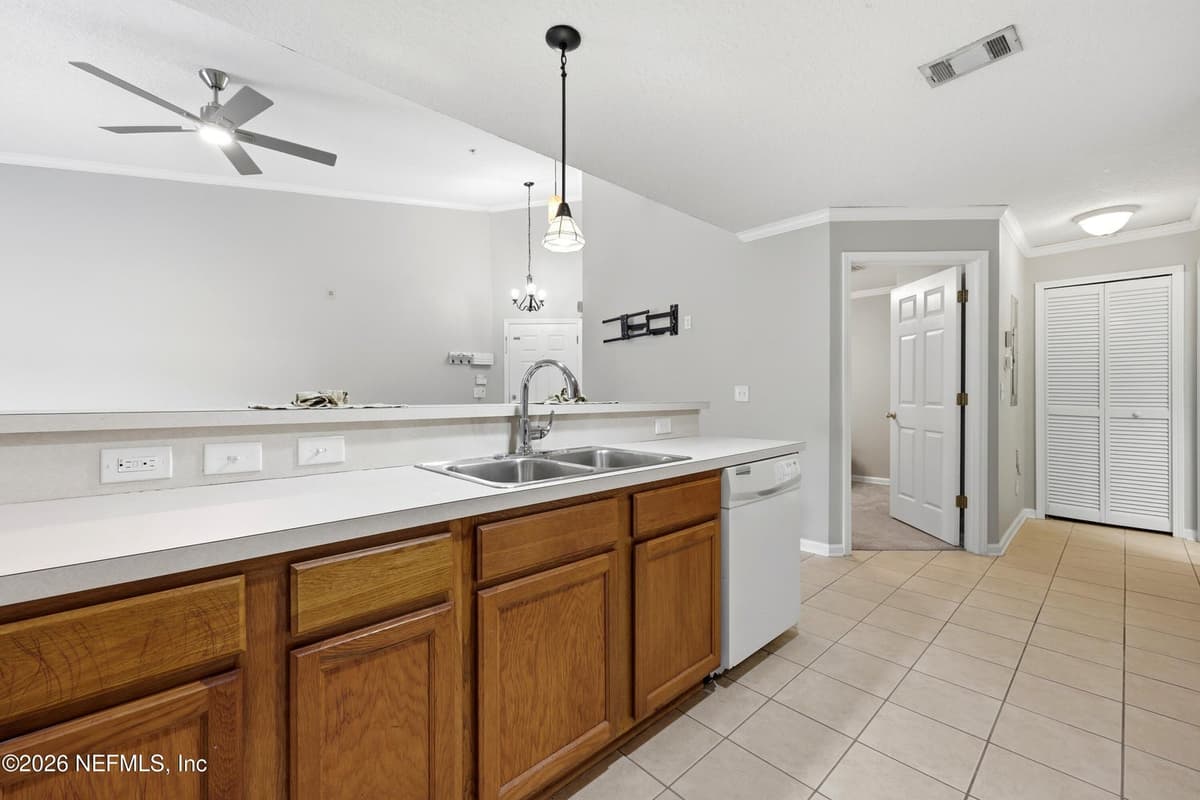 7920 MERRILL Road 411, Jacksonville, FL 32277, Jacksonville, FL - photo 2
