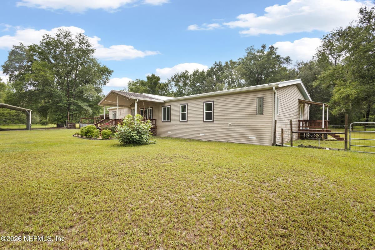 412 SW FENTON Glen, Fort White, FL 32038, Fort White, FL - photo 3