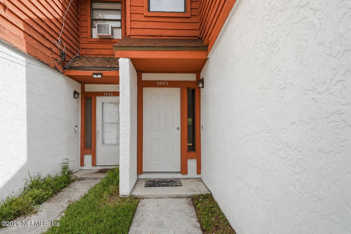 7653 JANA Lane S, Jacksonville, FL 32210, Jacksonville, FL - photo 2