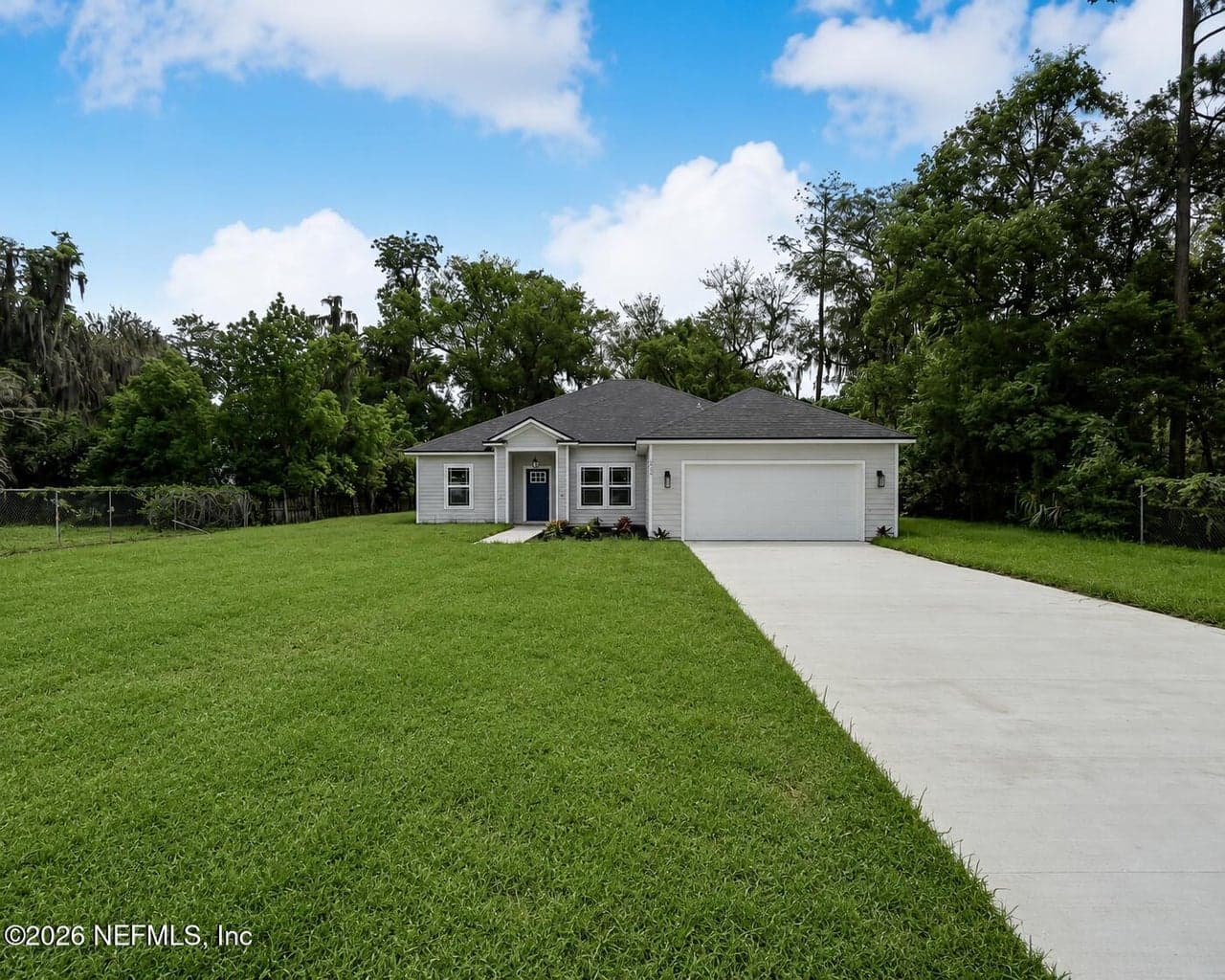 223 S 7TH Street, Macclenny, FL 32063, Macclenny, FL - photo 1