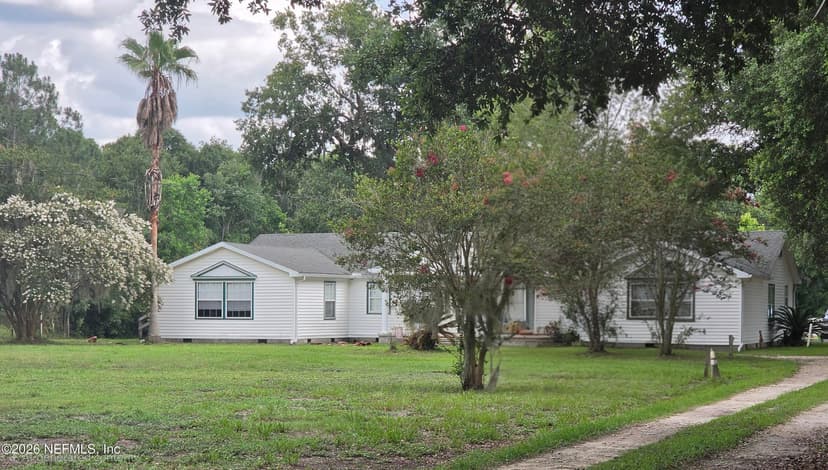 2554 NW 223RD Street NW, Lawtey, FL 32058