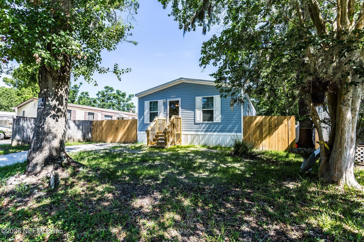 7717 HOMEWOOD Drive, Jacksonville, FL 32256, Jacksonville, FL - photo 2