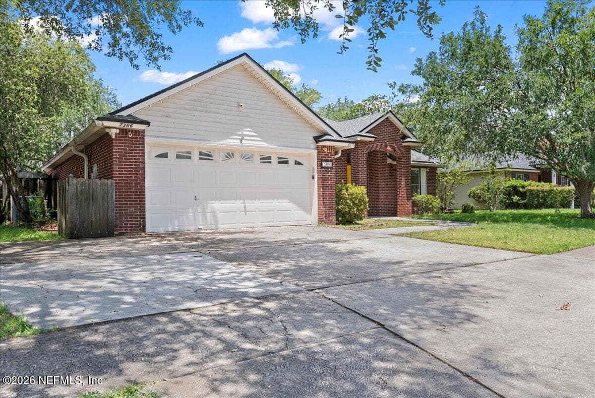 7366 HAWKS CLIFF Drive W, Jacksonville, FL 32222, Jacksonville, FL - photo 2