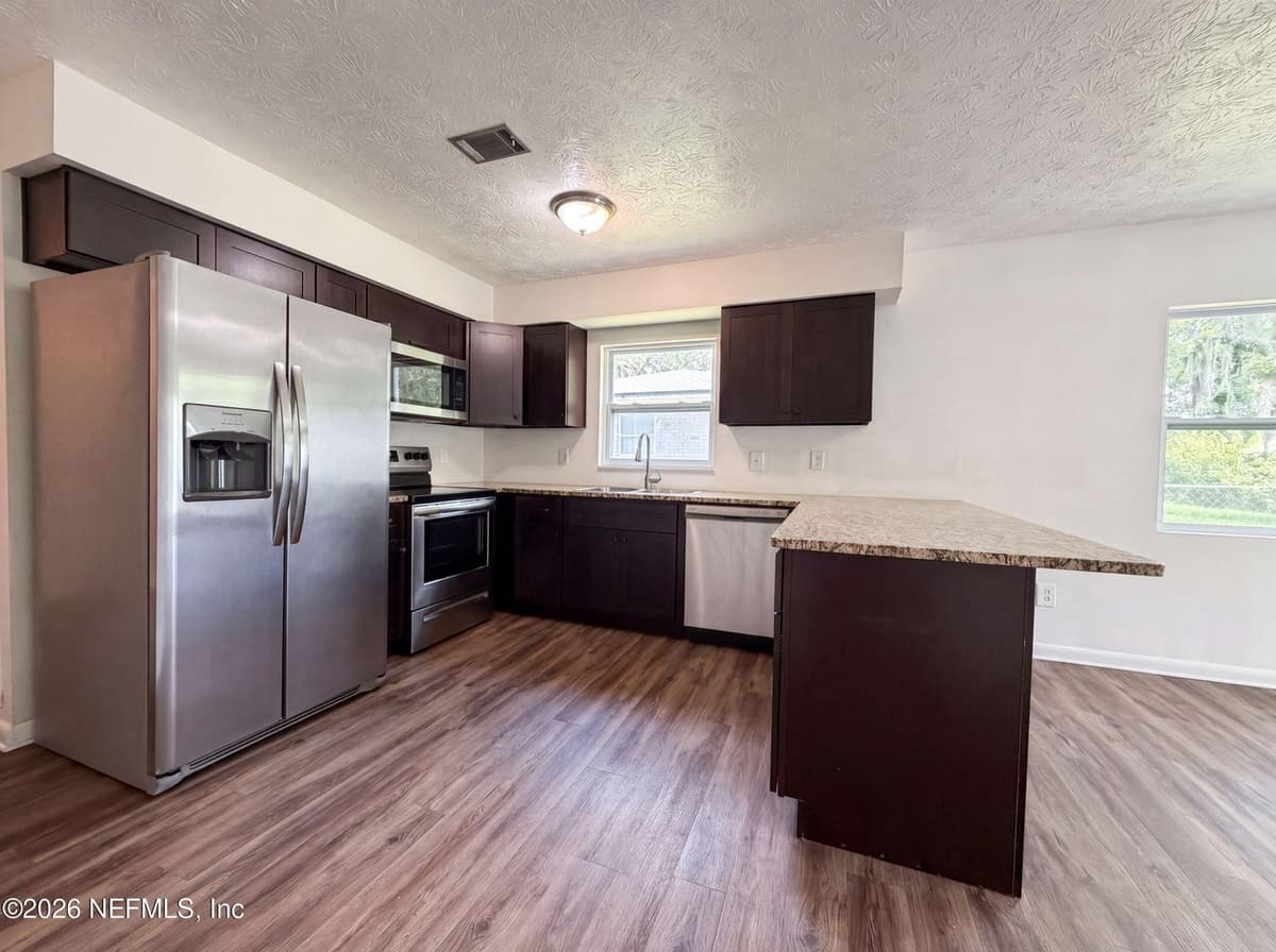 7842 RONDEAU Drive E, Jacksonville, FL 32217, Jacksonville, FL - photo 2