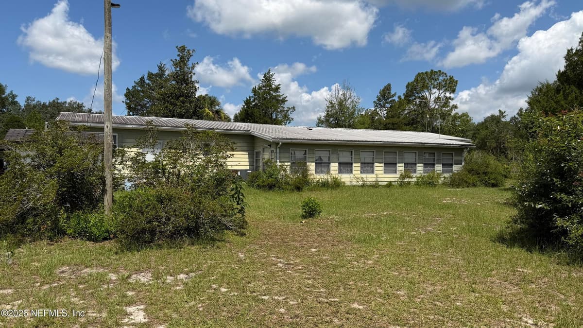 304 DAWN Avenue, Interlachen, FL 32148, Interlachen, FL - photo 2
