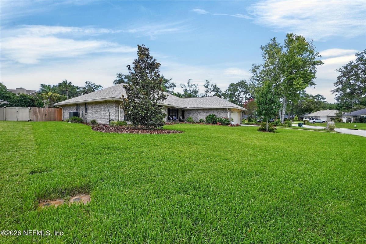11557 BASKERVILLE Road, Jacksonville, FL 32223, Jacksonville, FL - photo 2