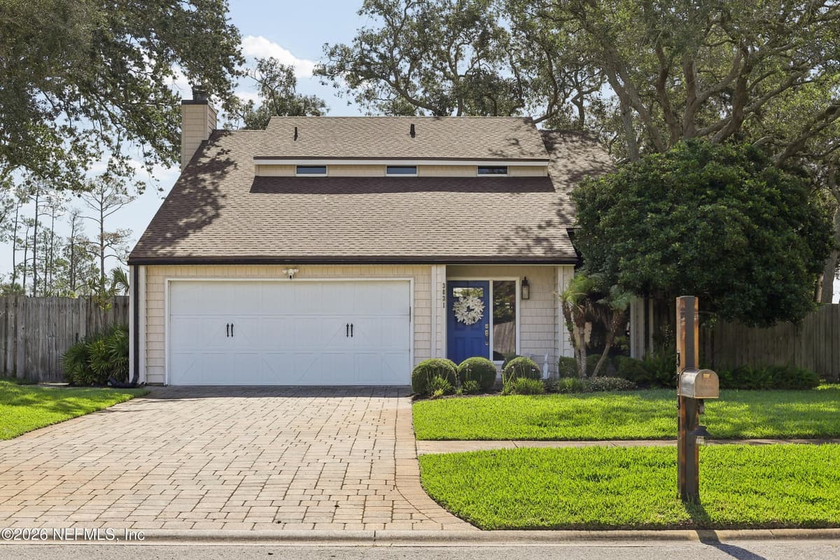 3831 LUTH Drive E, Jacksonville, FL 32250, Jacksonville, FL - photo 2