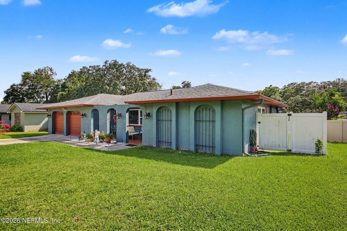 394 BARBERRY Lane, Altamonte Springs, FL 32714, Altamonte Springs, FL - photo 2