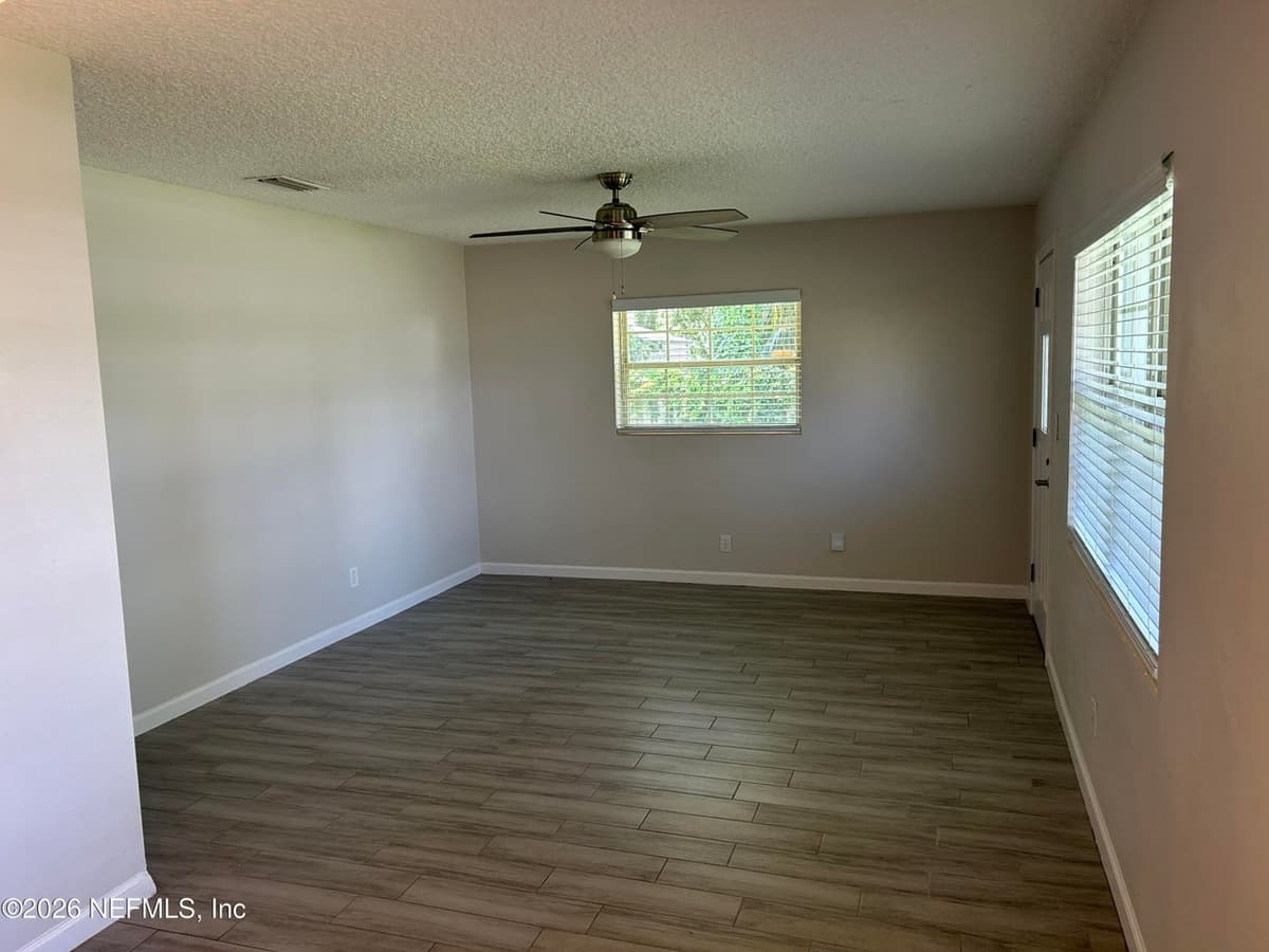 421 7TH Street N, Jacksonville Beach, FL 32250, Jacksonville Beach, FL - photo 2