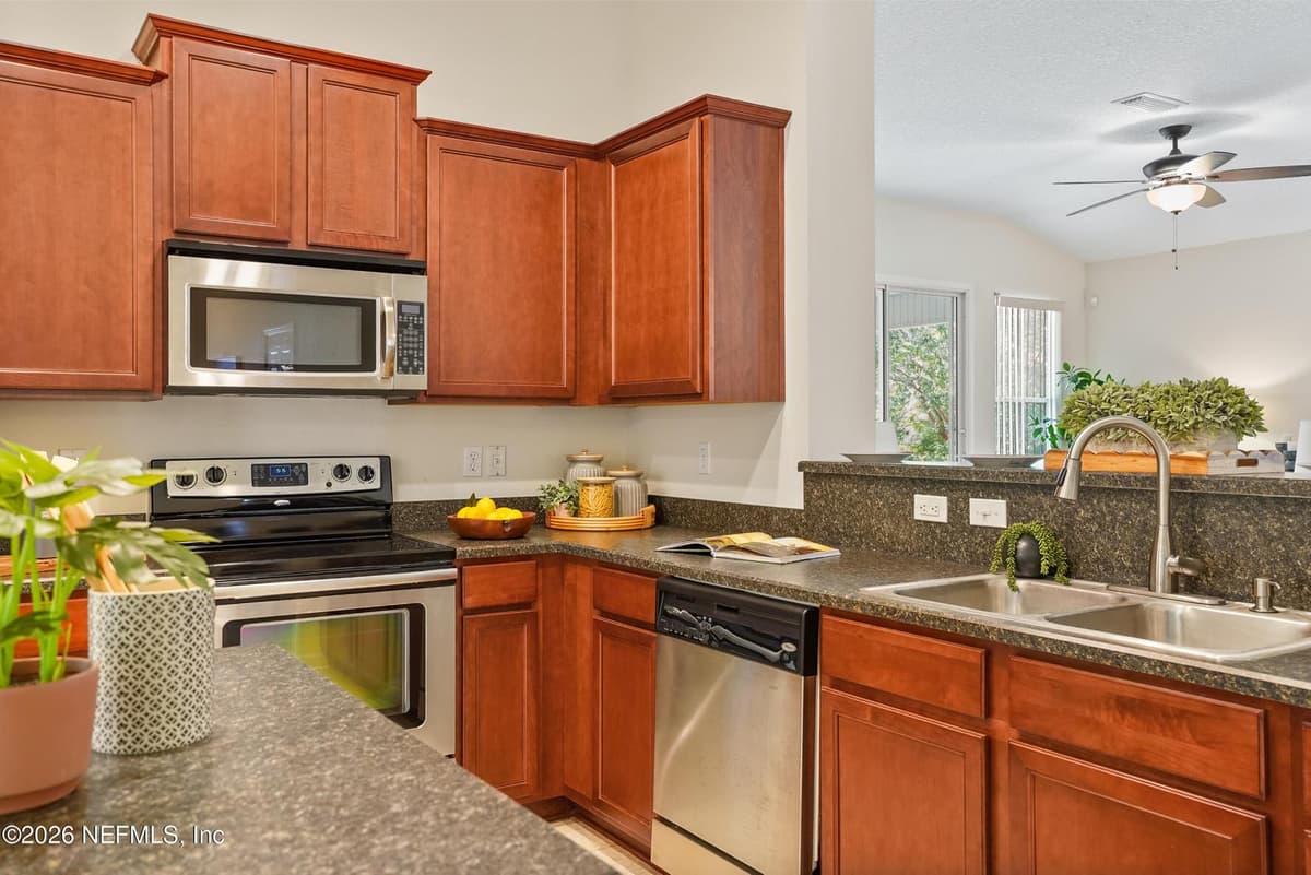 11517 OAKLAWN Road, Jacksonville, FL 32218, Jacksonville, FL - photo 2