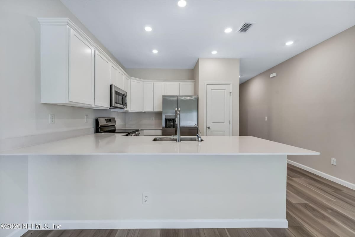 704 HOLLY LAKES Drive, Orange Park, FL 32073, Orange Park, FL - photo 3