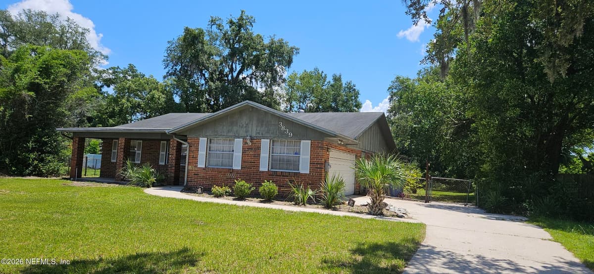 3839 FERNGLEN Drive, Jacksonville, FL 32277, Jacksonville, FL - photo 2