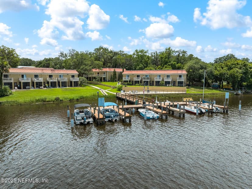5811 ATLANTIC Boulevard 25, Jacksonville, FL 32207