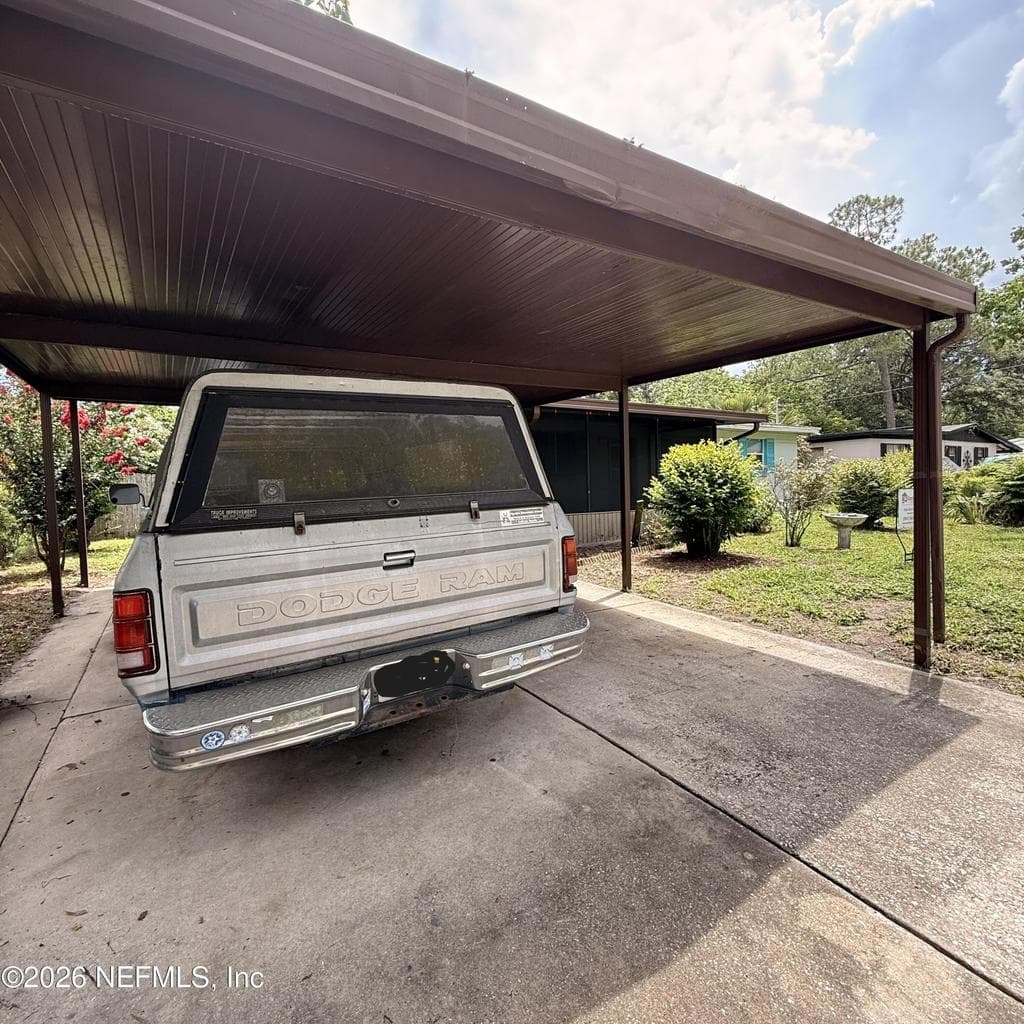 6752 MISS MUFFET Lane N, Jacksonville, FL 32210, Jacksonville, FL - photo 2