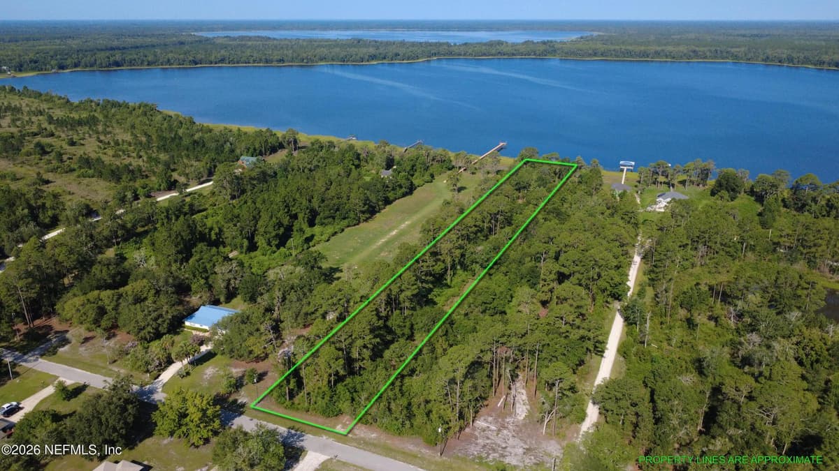 306 LAKESHORE Drive, Starke, FL 32091, Starke, FL - photo 2
