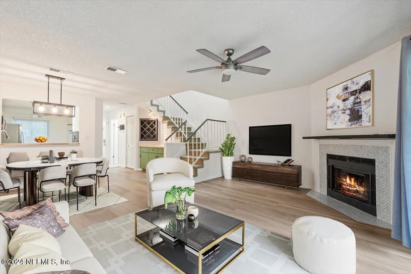 7701 BAYMEADOWS Circle W 1124, Jacksonville, FL 32256
