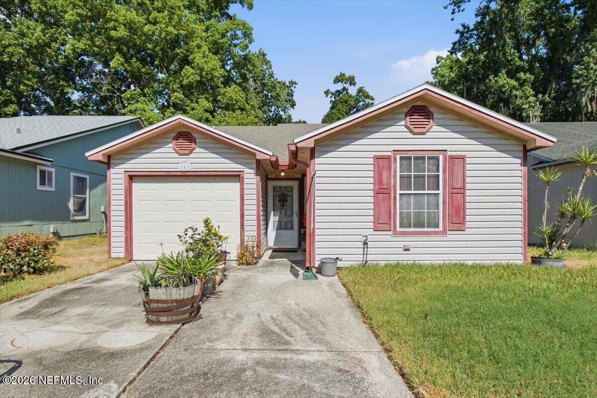 258 AQUARIUS Circle W, Jacksonville, FL 32216, Jacksonville, FL - photo 1