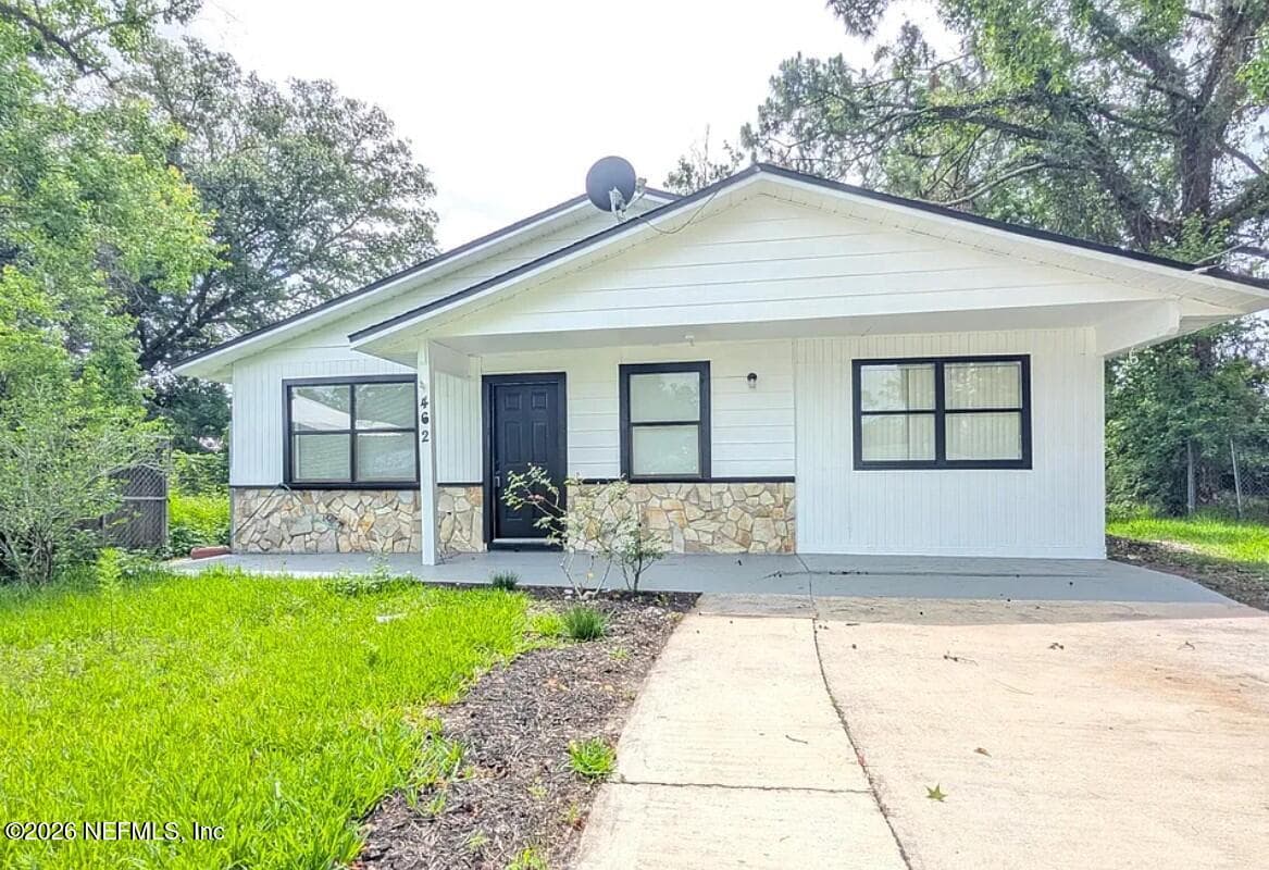 462 SALLY Street, Green Cove Springs, FL 32043, Green Cove Springs, FL - photo 1