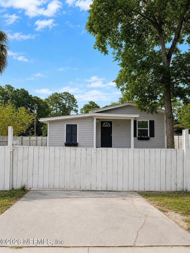 1710 ROWE Avenue, Jacksonville, FL 32208, Jacksonville, FL - photo 2