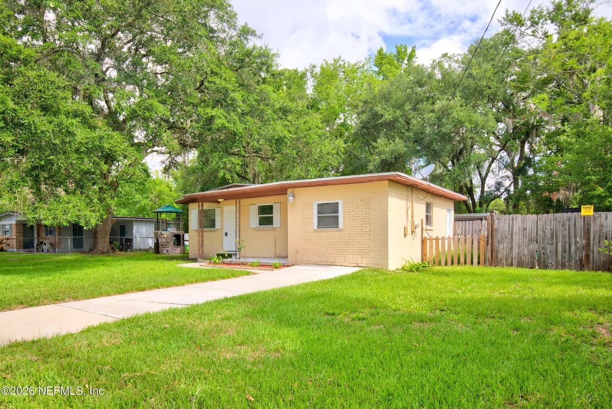 845 FLOYD Circle N, Orange Park, FL 32073, Orange Park, FL - photo 2